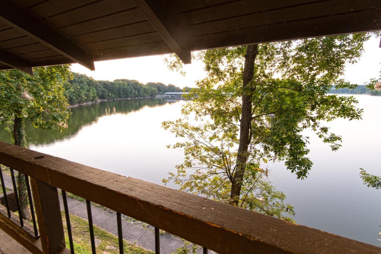 Lake Barkley State Resort Park Cadiz Exterior photo