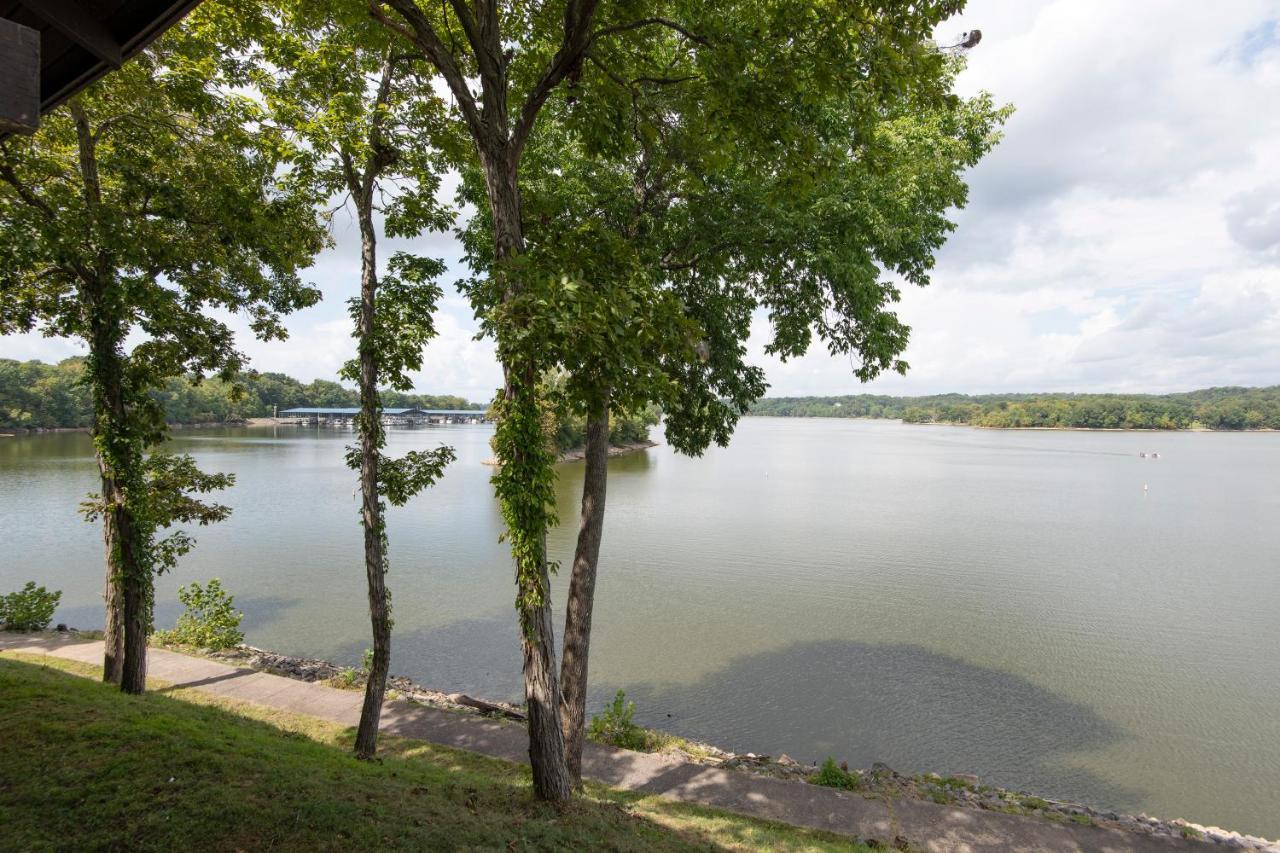 Lake Barkley State Resort Park Cadiz Exterior photo
