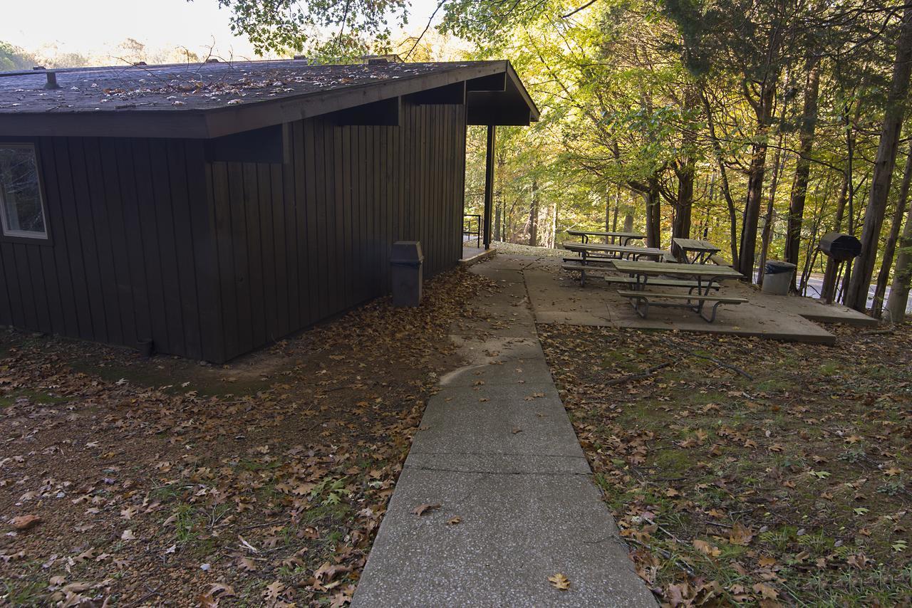 Lake Barkley State Resort Park Cadiz Exterior photo